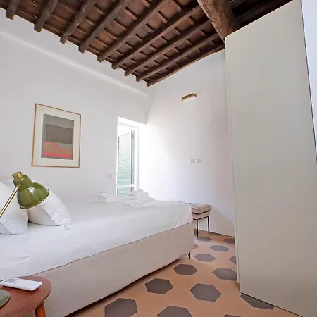 Trastevere Cisterna 4 Apartamento *