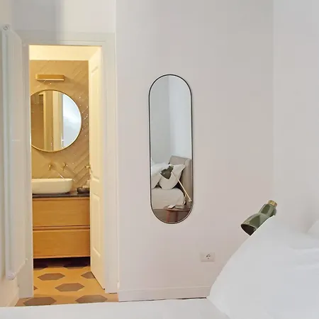 Trastevere Cisterna 4 *