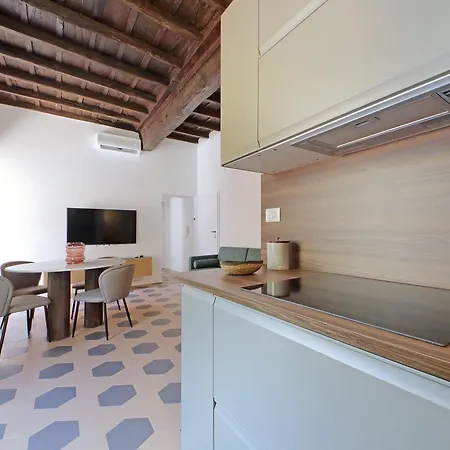 Trastevere Cisterna 4 *