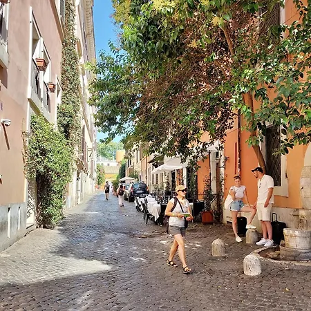 Trastevere Cisterna 4 Daire *