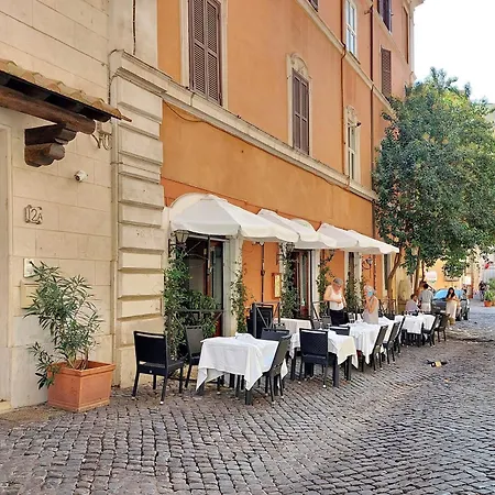 Trastevere Cisterna 4 Daire *