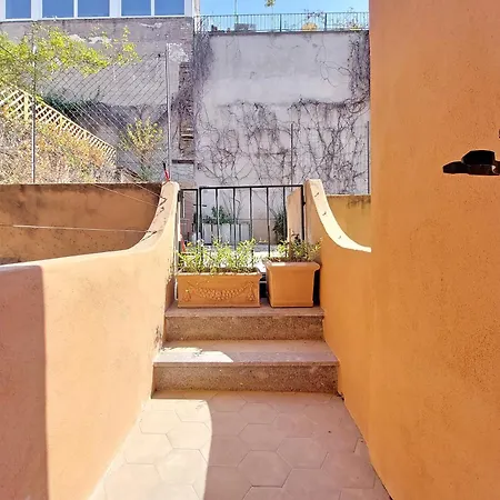 Trastevere Cisterna 4 Daire